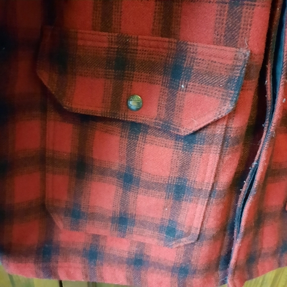 Vintage 1980s Woolrich Classic wool red buffalo check plaid winter coat jacket - Picture 5 of 15